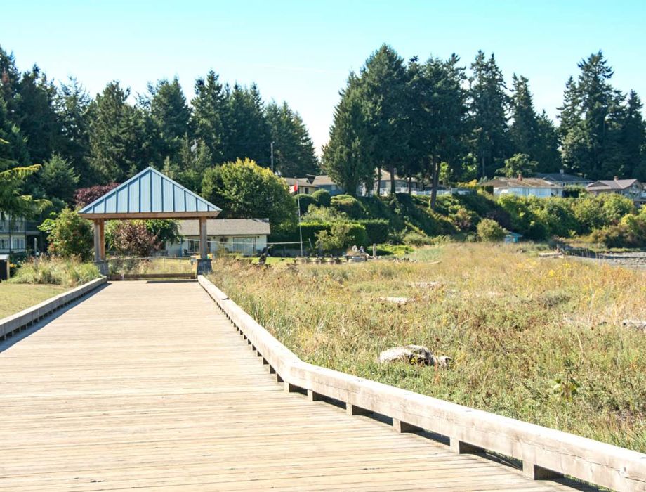 Parksville boardwalk photo